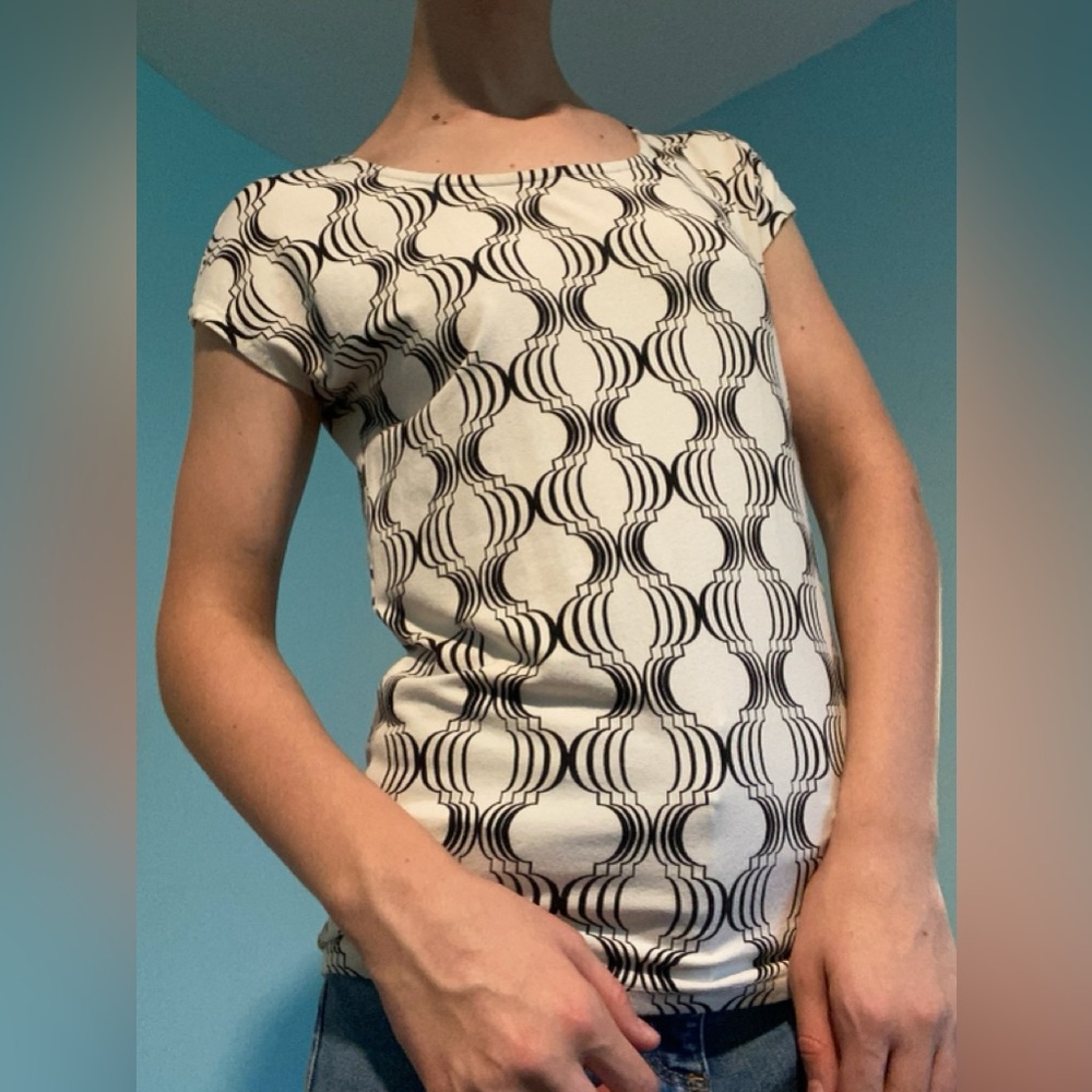 Talbots Black and White Geometric Short Sleeve Top